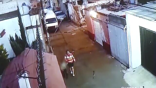 Mujer que se lleva a Fátima.