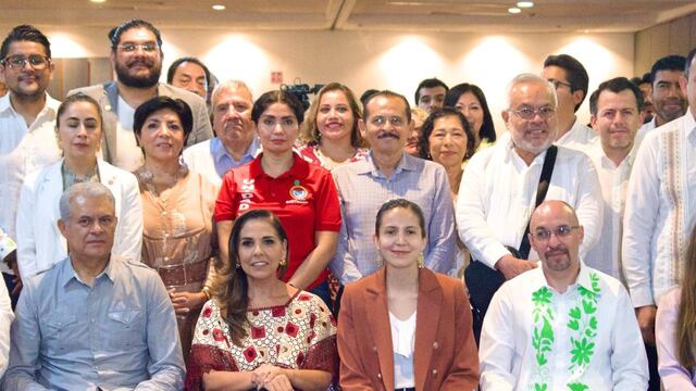 Mara Lezama en sexto foro nacional por la jornada laboral de 40 horas