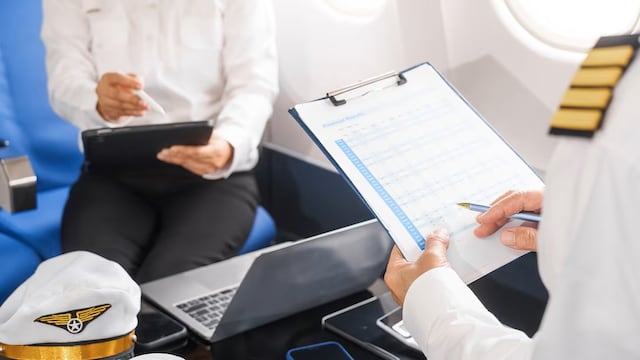 Personal de aviación en México falsifica aprobación de exámenes médicos; AFAC toma medidas