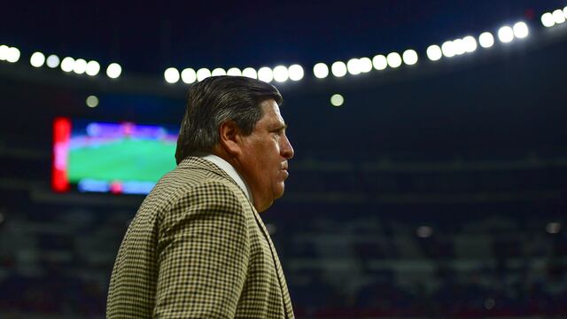 Miguel Herrera no estará en la banca contra Cruz Azul
