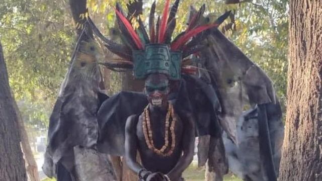 Rechazan increíble disfraz de Mictlantecuhtli en concurso de disfraces mexicanos en CDMX