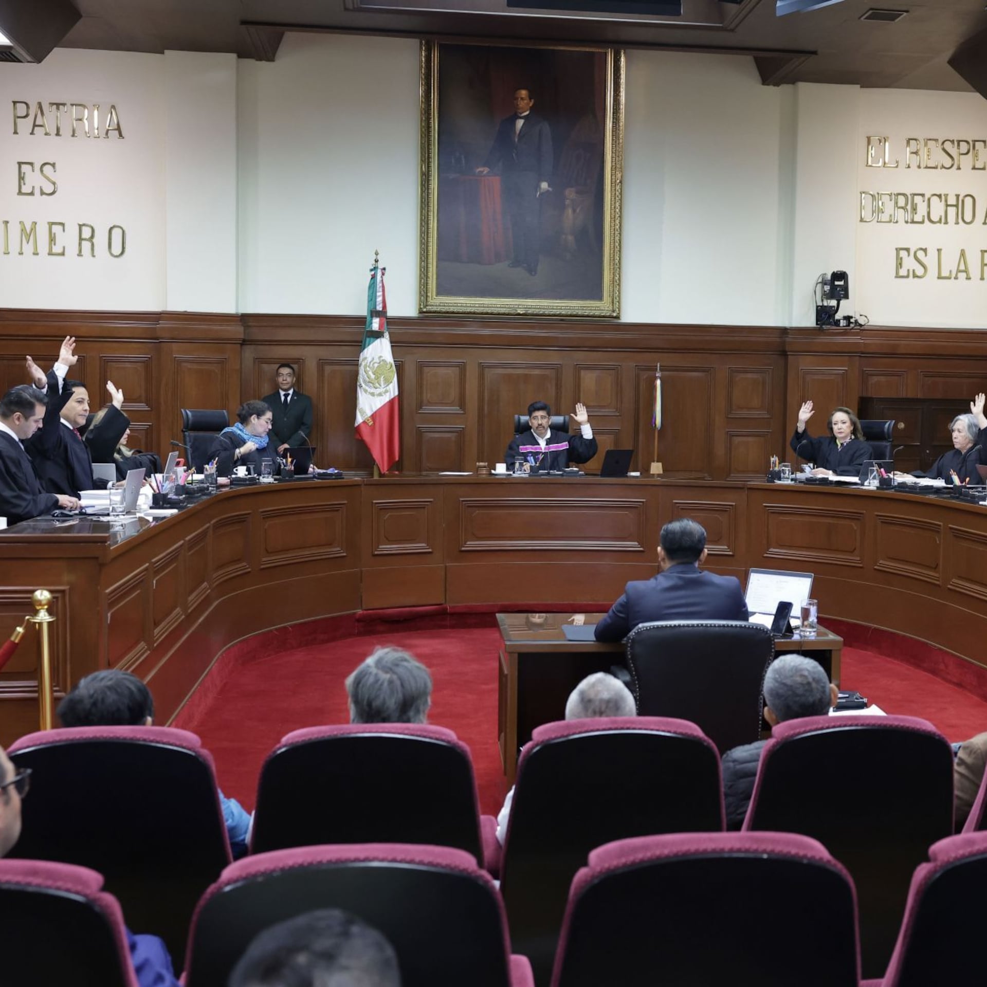 Salinas Pliego y el milagro de la UIF: ver cuentas… pero solo algunas