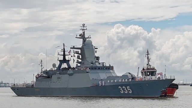 Rusia e Indonesia inician primeras maniobras navales