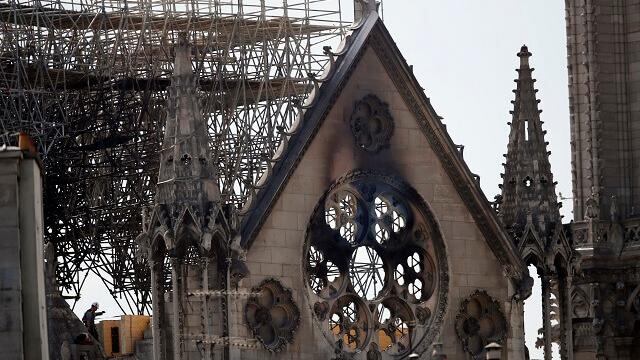 El día después del fuego en la catedral de Notre Dame