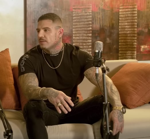 Antonio Mendoza, modelo conocido como Veneno por La Más Draga 5.