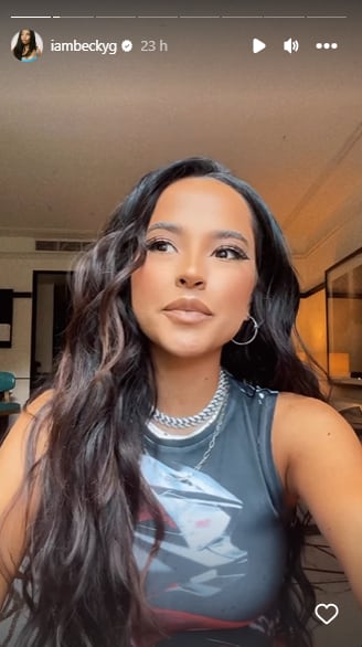 Becky G lanza mensaje a la prensa de México tras incidente en el aeropuerto