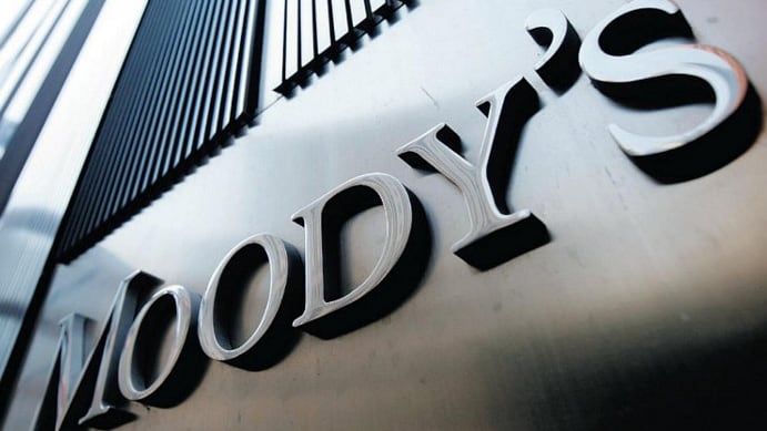 Moody’s Investors Service. Advertencia.