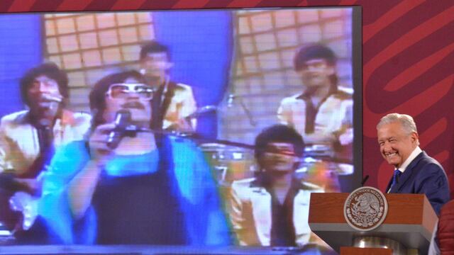 AMLO presenta a Chico Che en la mañanera