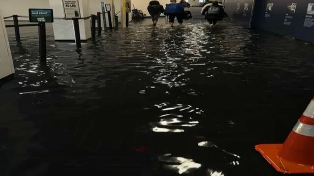 Inundaciones al interior del Aeropuerto Internacional LaGuardia