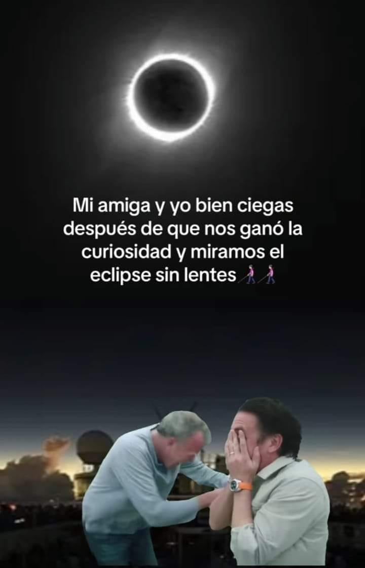 Memes de ojos rojos por el eclipse