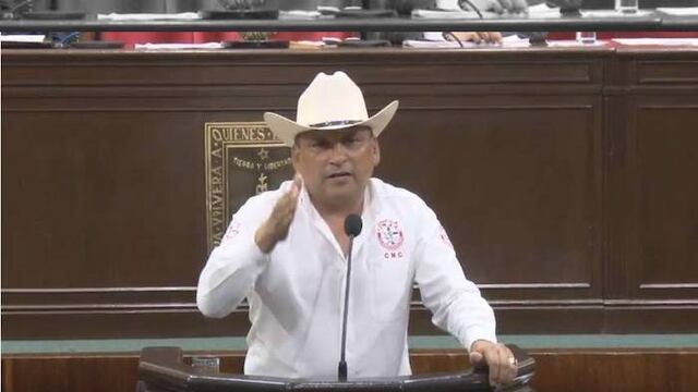 Además, se le pedirá que ofrezca una disculpa pública al camarógrafo que amenazó con su arma, informó Hortencia Figueroa Peralta, presidenta de la Junta Política del Congreso.