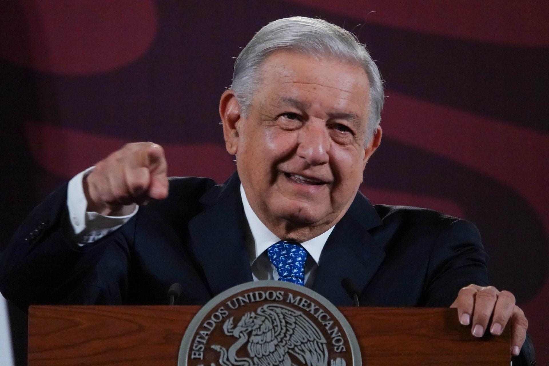 AMLO critica a CDMX por niveles de aprobación de su gobierno