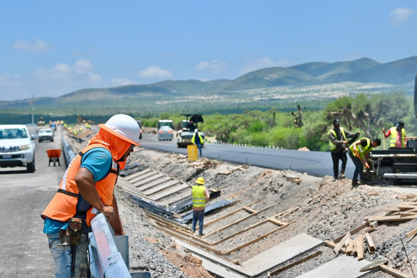 Ricardo Gallardo inaugurará primer tramo de autopista a Matehuala