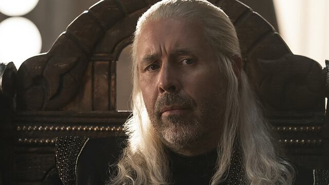 Paddy Considine como el rey Viserys Targaryen