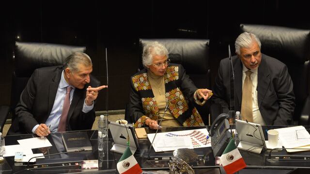 Adán Augusto López, secretario de Gobernación y Olga Sánchez Cordero, presidenta de la Mesa Directiva del Senado