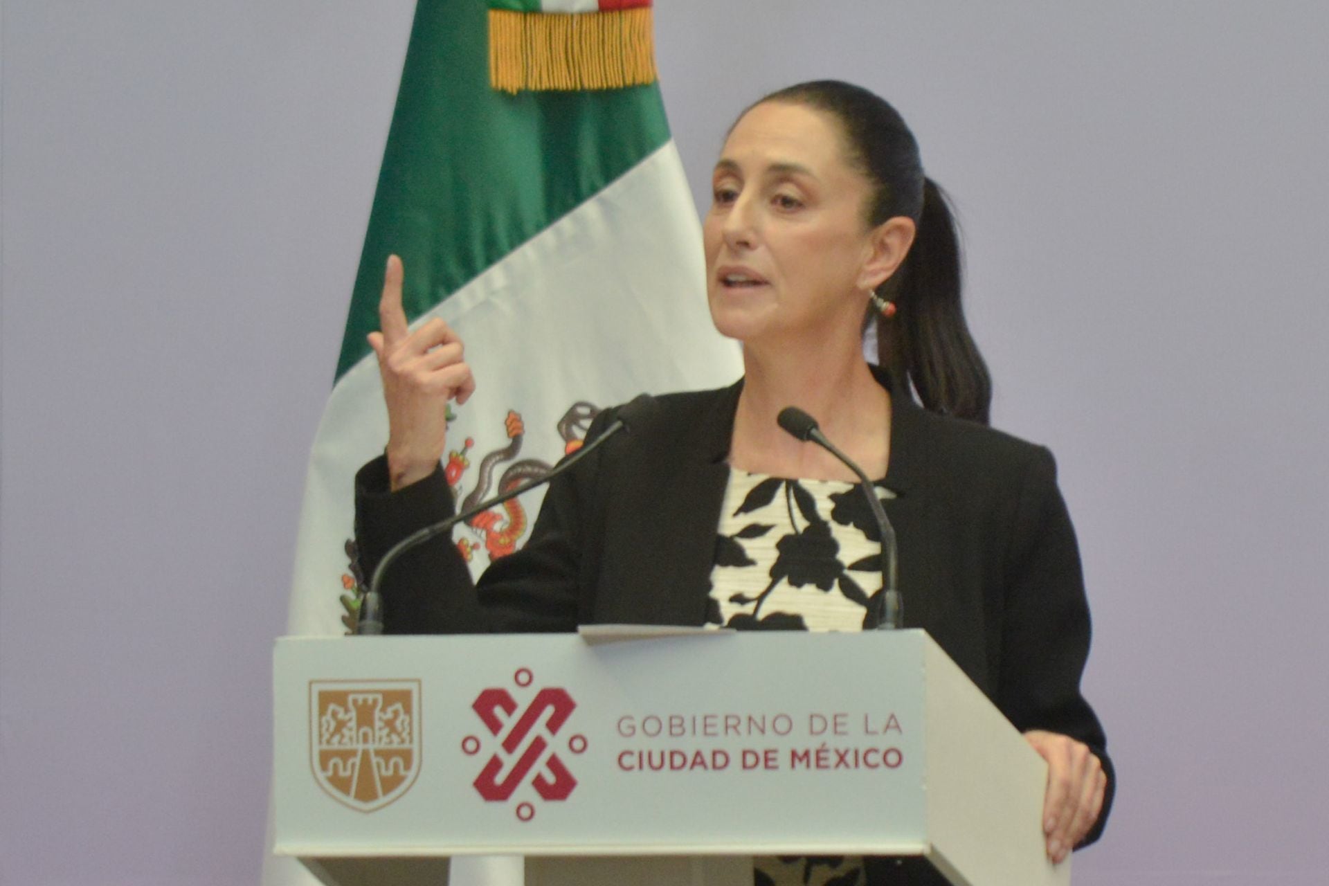 Claudia Sheinbaum se solidariza con Américo Villarreal y condena las "prácticas del pasado"