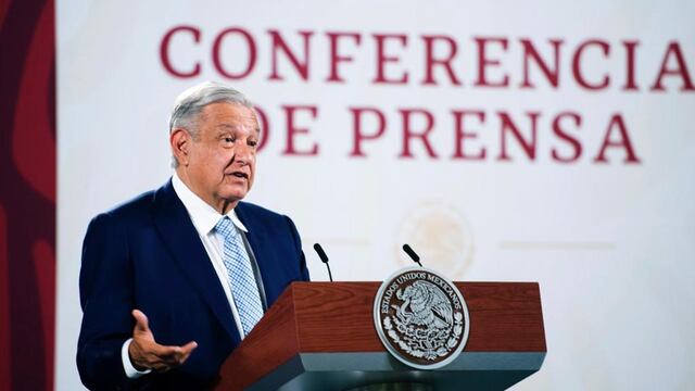 AMLO asegura que no van a poner en negociación el dominio sobre el petróleo