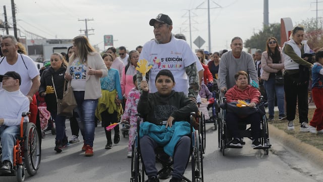 Se lleva a cabo Caminata por la Inclusión en Escobedo.