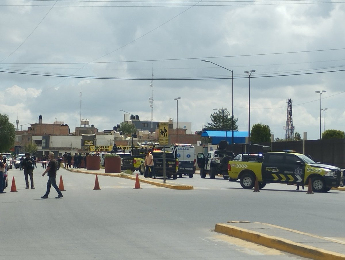 Balacera afuera de la Universidad Politécnica de San Luis Potosí deja un muerto