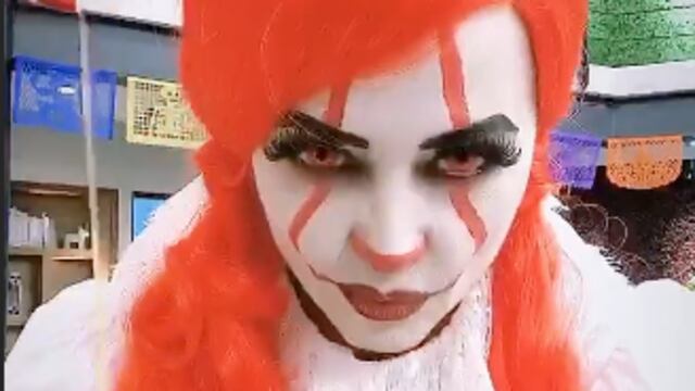 Andrea Legarreta disfrazada de Pennywise.