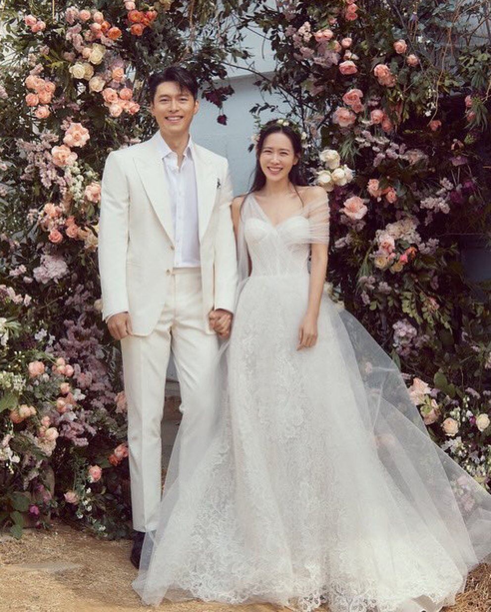 Hyun Bin y Son Ye Jin en su boda