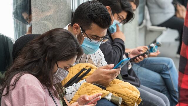 Usuarios de celulares Telcel aumentan tras bloqueos del Mercado Gris