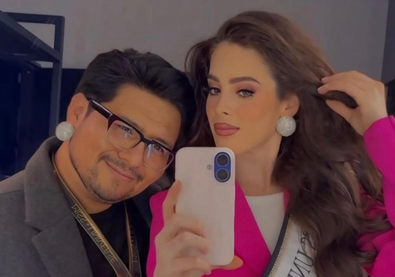 Director de Miss Universo México, George Santos, y Fátima Bosch