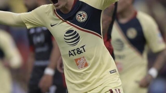 Mientras no llegan ofertas por Álvaro Fidalgo, un ex del América está a punto de ir a Europa con un histórico.