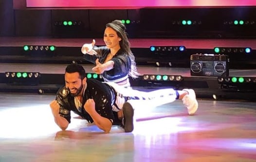 Macky y Memo Corral bailan en Hoy