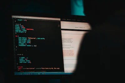 Guacamaya hackers pretenden exhibir a la Sedena y AMLO