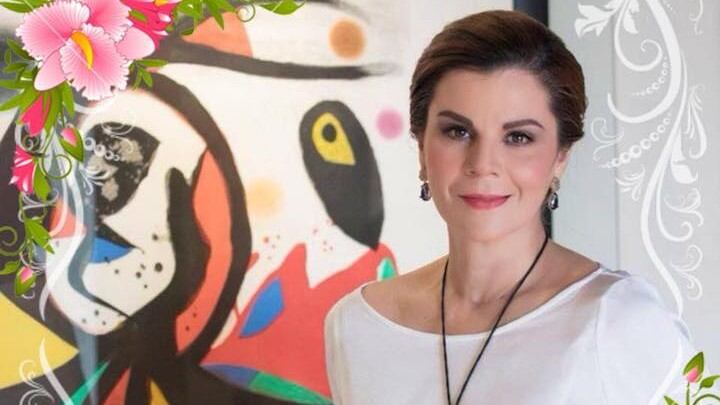 Primera dama de Zacatecas reza a virgen para que proteja a México del socialismo