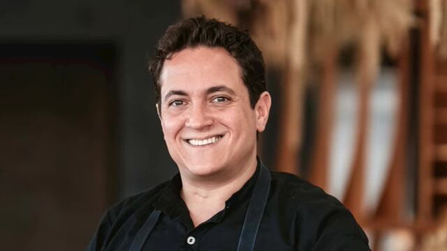 Él es Daniel Ovadía, dueño del restaurante Peltre que fue exhibido