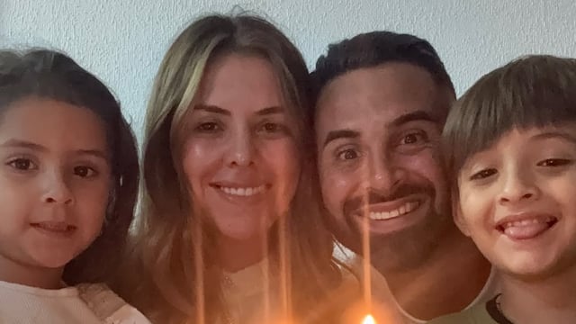 Lucas Trejo busca a su familia tras los terremotos de Venezuela