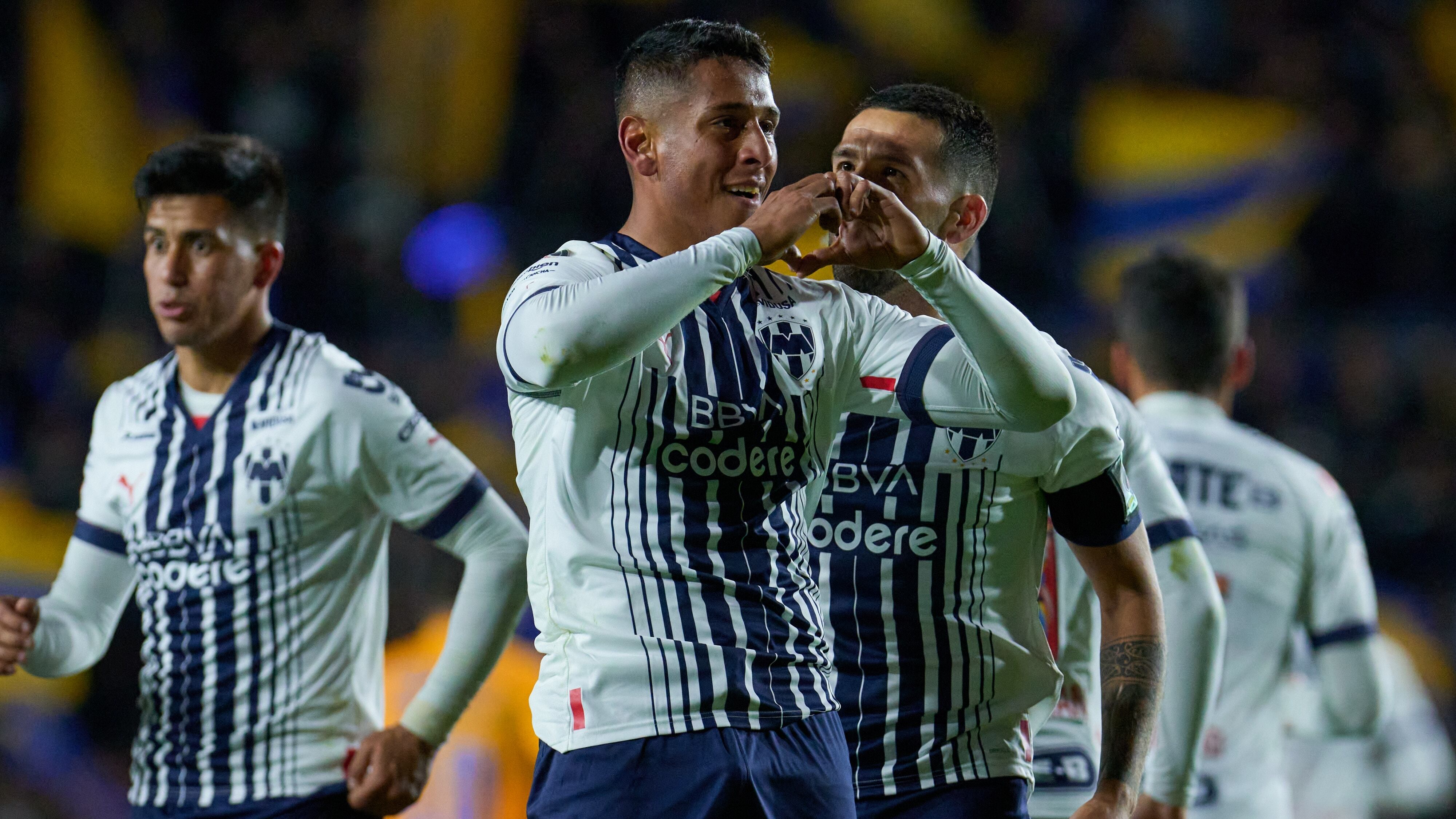 Luis Romo le dio la victoria a Rayados de Monterrey en el Clásico Regio.
