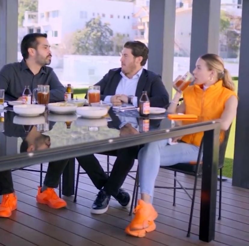 Gesto de Mariana Rodríguez desmiente rumores de embarazo