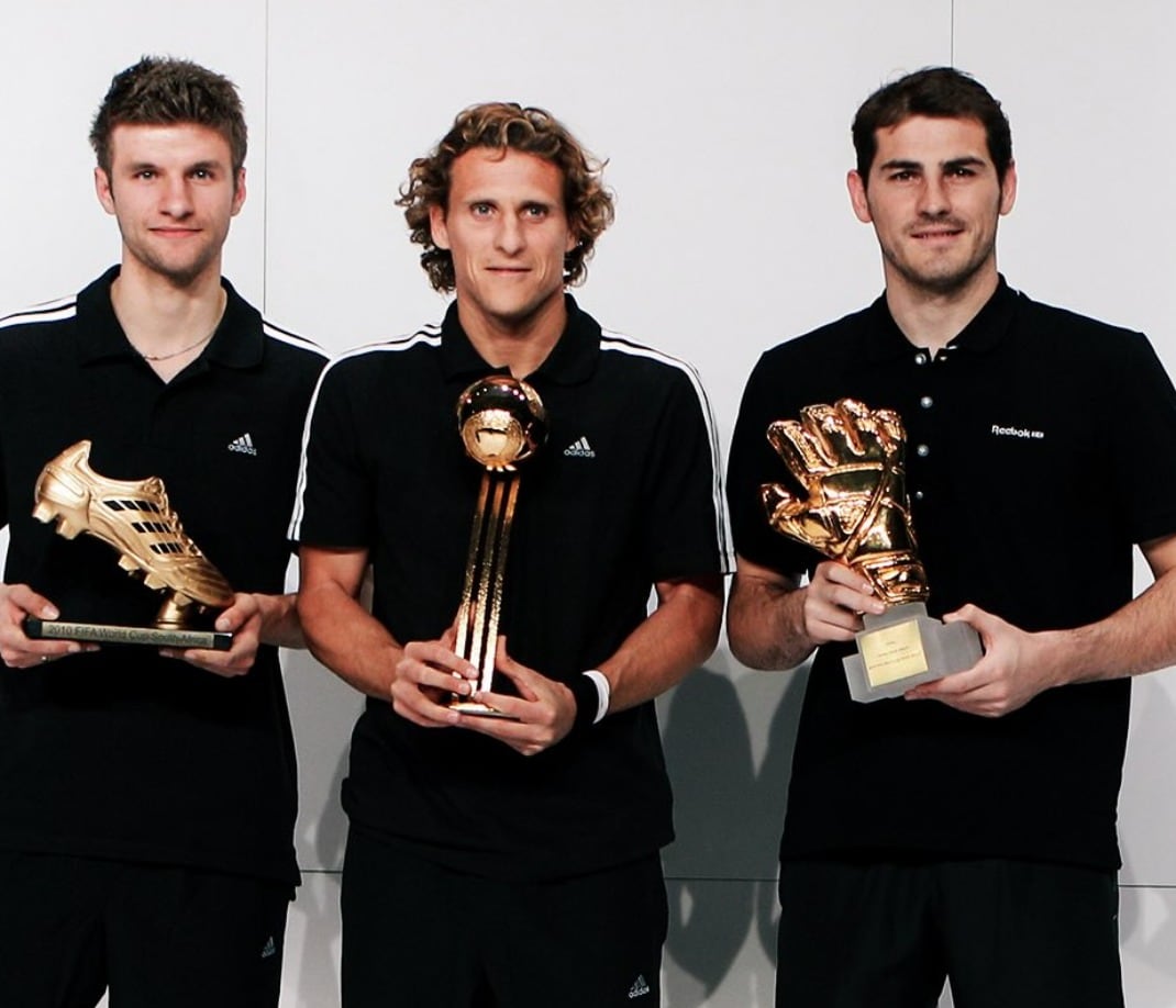 Diego Forlán, DT de la Selección de Uruguay.