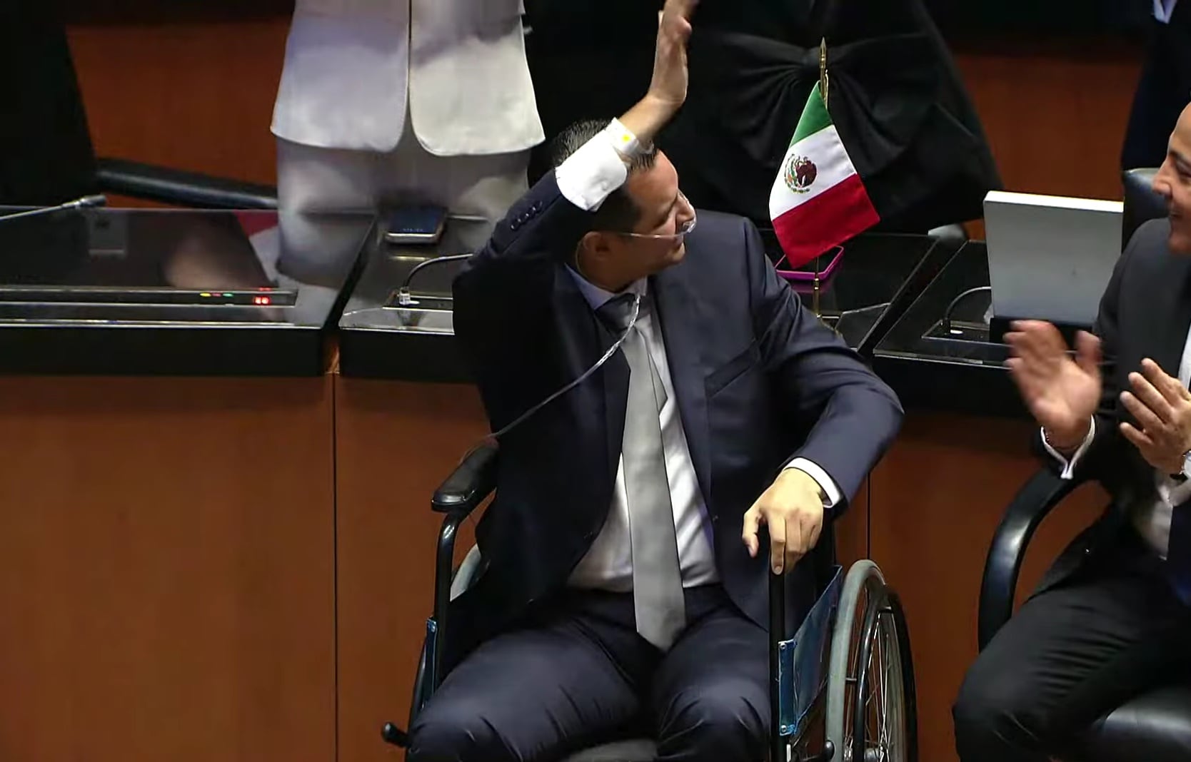 SCJN: motivos por los que Arístides Guerrero asistió en silla de ruedas y con oxígeno