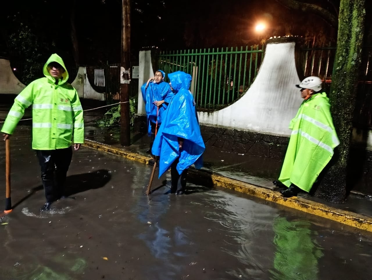 Despliegan operativo de emergencia en Coyoacán.