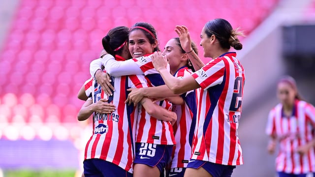 Chivas no tiene piedad y derrota 3-1 a San Luis en la Liga Femenil BBVA.