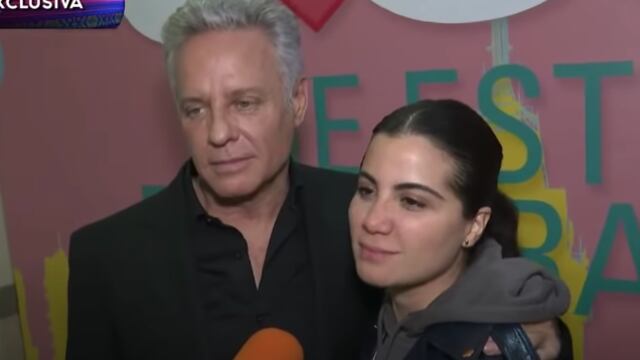 Alexis Ayala y Cinthia Aparicio