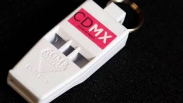 Un silbato como respuesta ante los feminicidios es una burla.