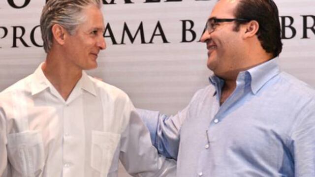 Alfredo del Mazo no ha estado exento de la metralla de las redes sociales.