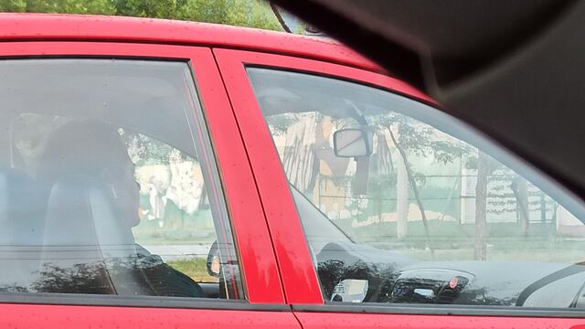 Conductora distraída