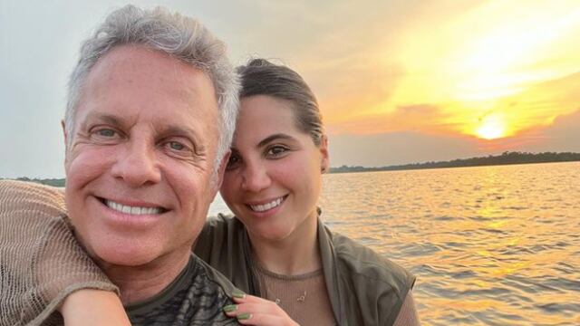 Alexis Ayala y Cinthia Aparicio