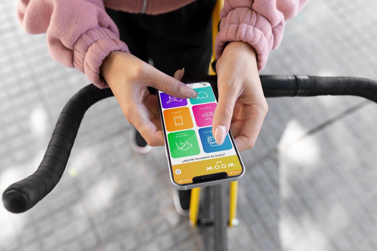 El seguro WOOW es perfecto para darte seguridad en tu traslado al trabajo en bicicleta eléctrica