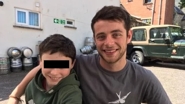 Riley Hadley se suicidó.