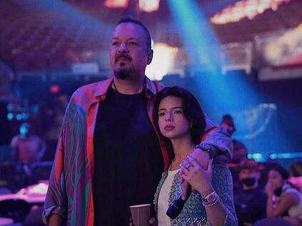 Pepe Aguilar y Ángela Aguilar.