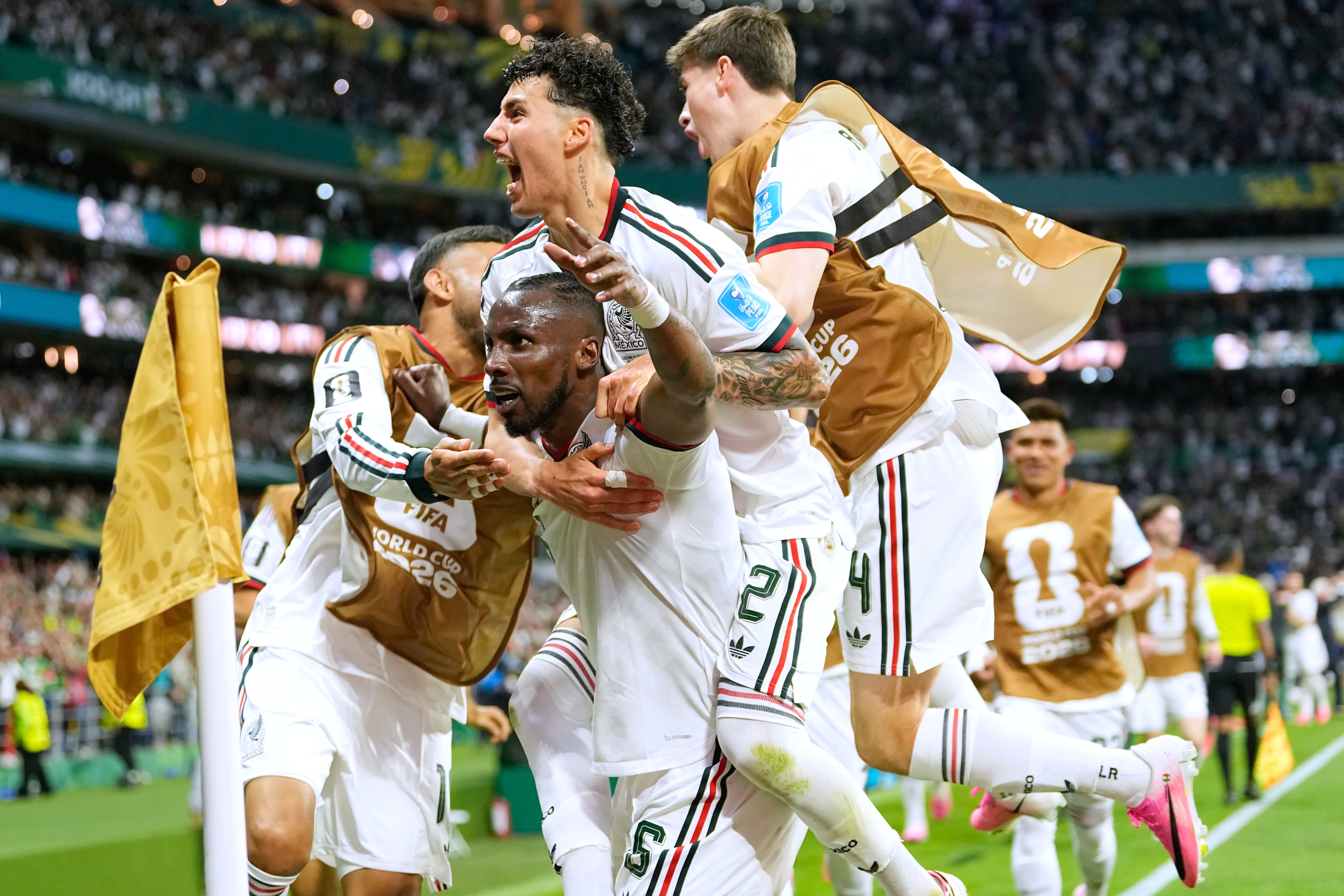Julián Quiñones lleva 2 goles en el Mundial 2026.