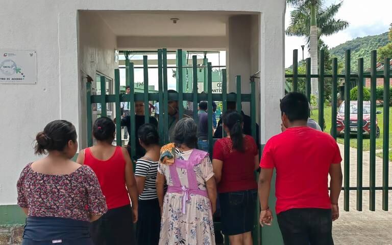 Se intoxican alumnos de preparatoria de Yahualica