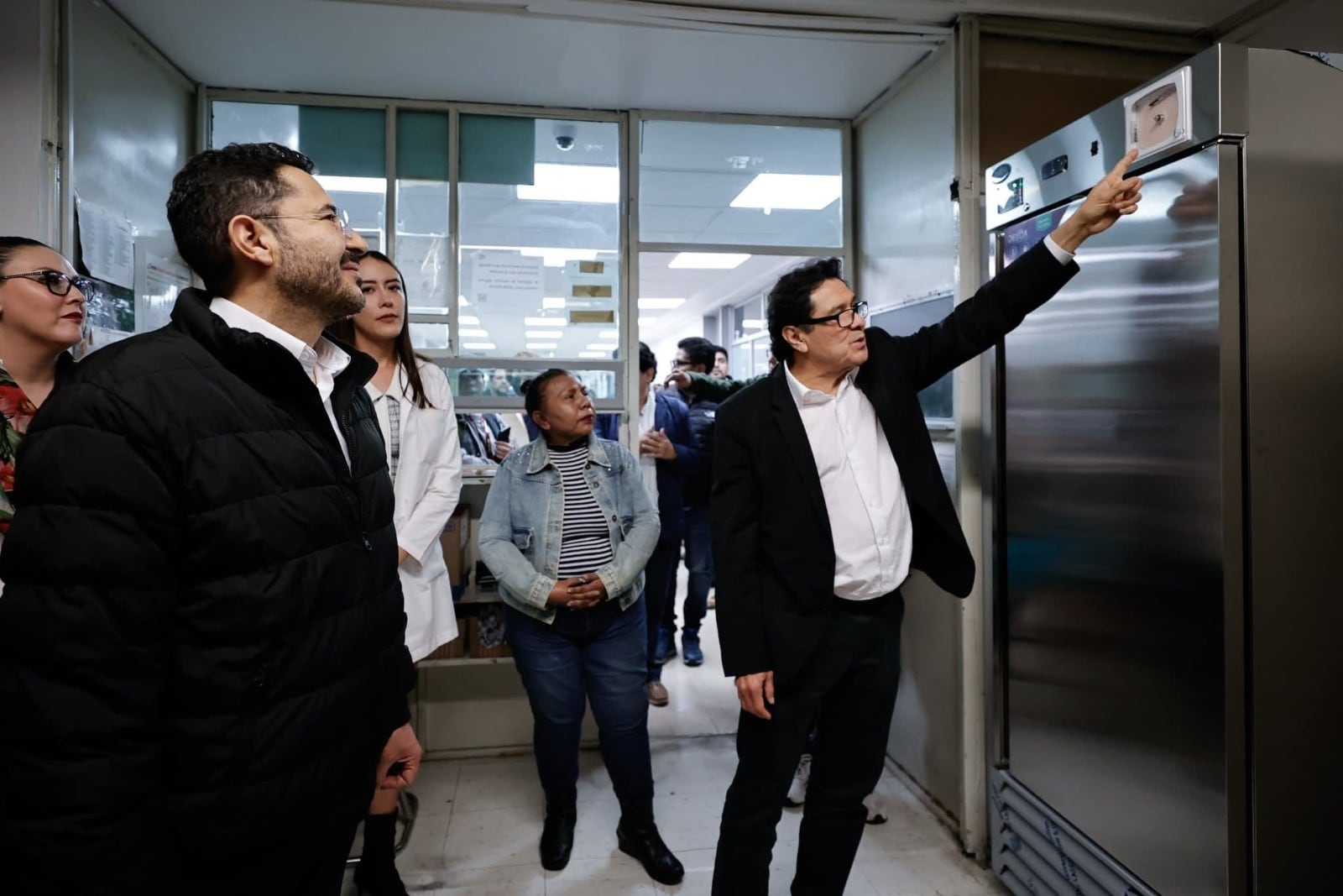 Martí Batres supervisa unidades de La Clínica es Nuestra